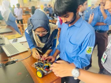 RoboSpark: From Basics to Bots – A Robotic Workshop for Beginners