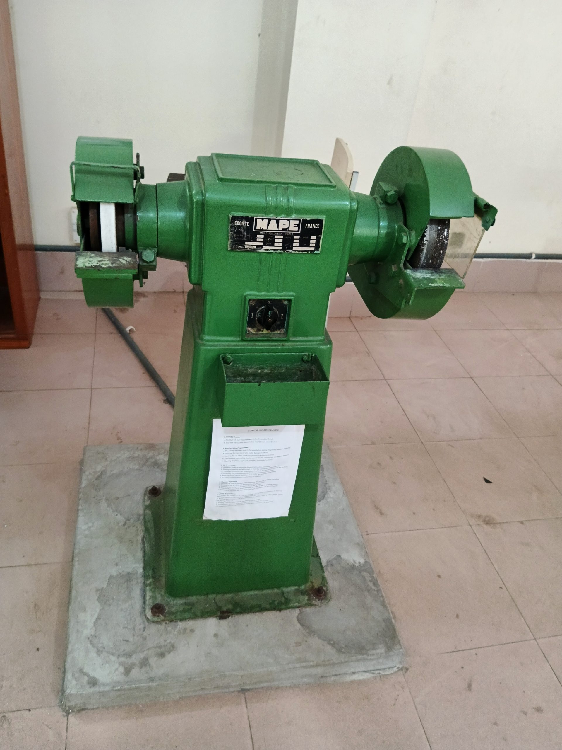 Pedestal Grinding Machine